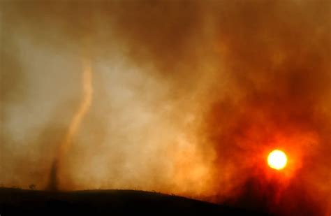Fire Tornadoes 15 Pictures Of Natures Terrifying Vortex Of Flames