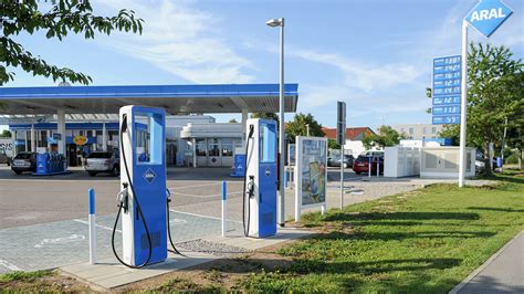 Aral To Build More Than 100 Ultra Fast Charging Points At Retail Sites