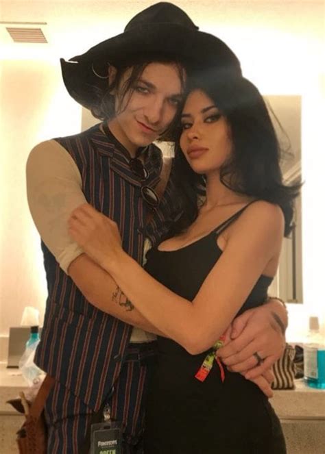 When you act like the devil and then think about what you've done emerson barrett on instagram: Emerson Barrett Height, Weight, Age, Body Statistics ...