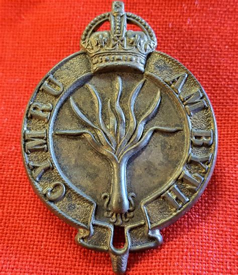Ww1 Era British Army Welsh Guards Brass Uniform Pugaree Cap Badge Jb