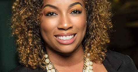 Uk Mba Alum Victoria Russell Receives Lyman T Johnson Torch Of