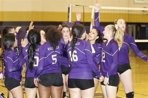 Varsity Girls Volleyball For The Win Pack News