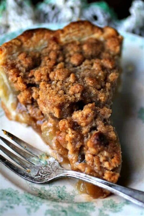 This Easy Dutch Apple Pie Recipe Is The Best It Has A Crumbly Buttery Topping That I Just Love