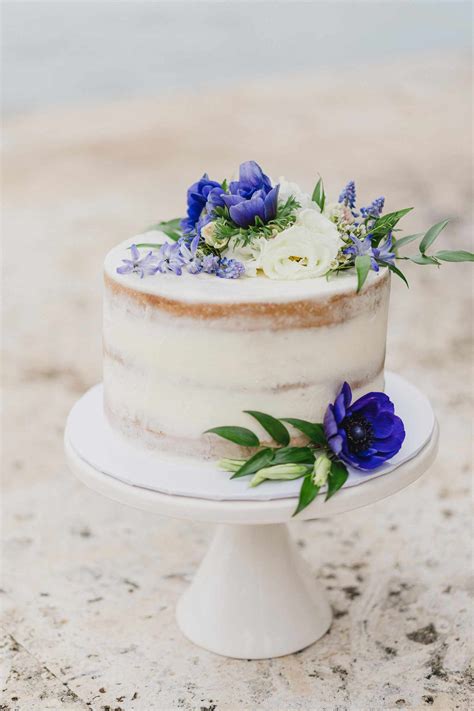 25 Small Wedding Cakes For An At Home Wedding