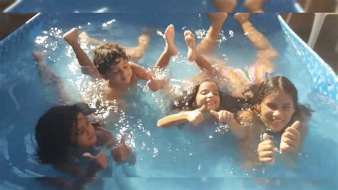 I rested with my girls. desafio na piscina - YouTube