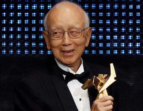 Raymond Chow Hong Kong Producer Who Found Bruce Lee Dies Hong Kong The Guardian