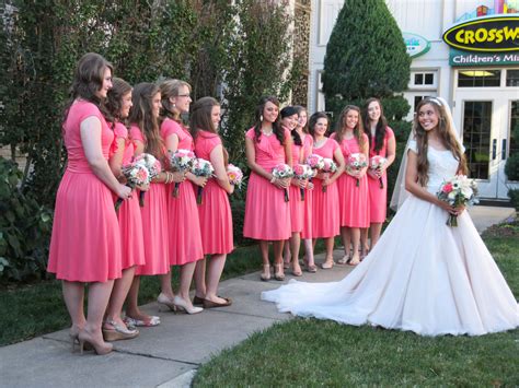 See New Photos Of Jessa Duggars Gigantic Wedding