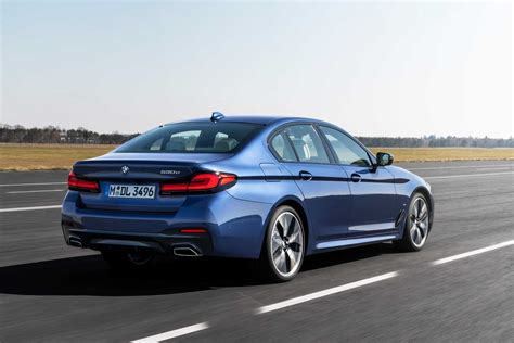 Therefore, buying a bmw 530e will be dictated almost solely by the possibility of charging it. The new BMW 530e xDrive Sedan, Phytonic blue metallic, M Sport package (05/2020)