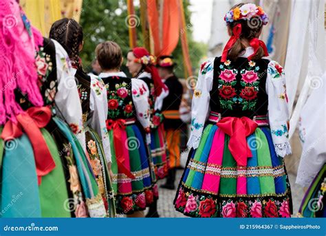Girls Dressed In Polish National Folk Costumes From Lowicz Region Editorial Photography Image
