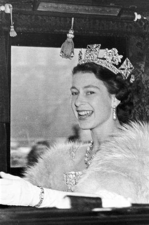 The queen has now reigned for 68 years, five she had one sister, princess margaret, four years younger than her, who died in the year 2002 aged 71. Queen Elizabeth II Becomes The Longest-Reigning British ...