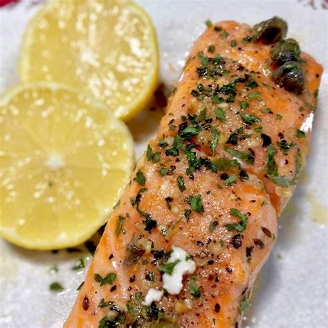 In a small bowl, whisk together butter, honey, garlic, thyme, and oregano. Baked Salmon Fillets
