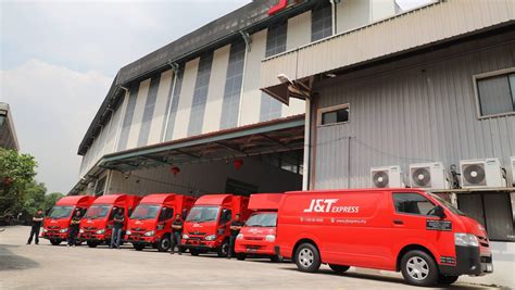 Among them, j&t express tracking and delivery service is the most. J&T Express Addresses Delivery Services To Covid-19 Red ...