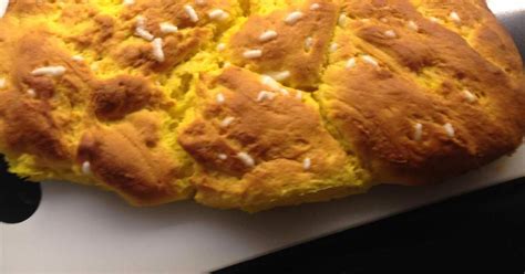 Per preparare il pane di zucca occupati innanzitutto della zucca: TRECCIA PANE DI ZUCCA è un ricetta creata dall'utente ...
