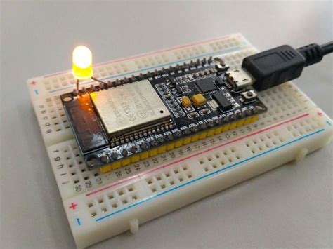 Esp32 Blink Led On Board Getting Started With Esp32 And Esp8266