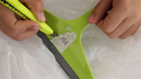 3 Ways To Remove A Sticker From Plastic Wikihow Sticker Removal