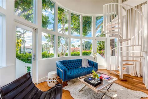Shop for home décor at bed bath & beyond miami, fl for wall décor & art, bedding, dinnerware, and more. Art deco home in Miami Beach sells for $3M - Curbed Miami