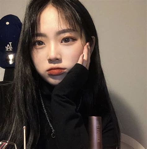 ℙ𝕚𝕟𝕥𝕣𝕖𝕤𝕥 𝕃𝕚𝕕𝕕𝕝𝕖𝕗𝕒𝕟𝕕𝕠𝕞𝕤 Ulzzang Korean Girl Cute Korean Girl Asian Makeup