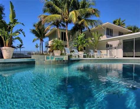 Siesta Key Beachfront Homes For Sale