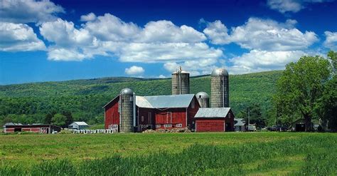 Private country home for sale with acreage in tennessee this tennessee farm features a 3 bedroom 2 bath home enriched with 9ft. 15 Photographs of Gorgeous Pennsylvania Barns