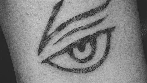 Anyone have an idea if this style holds up well in tattoos, especially after a few years blending into each other. By far the best VFD tattoo I've ever seen. Notice the ...