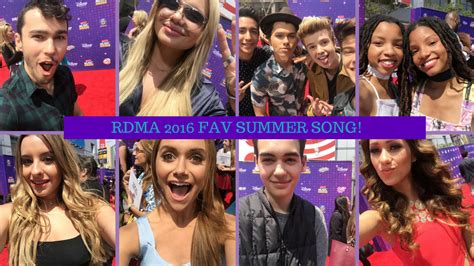 Celebrities Sing Their Favorite Summer Song For J 14 On The Red Carpet