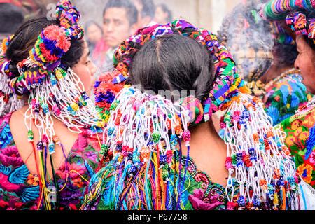 Parramos Guatemala Diciembre Los bailarines interpretan la danza folclórica