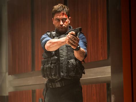 #greenlandmovie star @gerardbutler rates his favorite disaster movies and gives his very. REVIEW: Olympus Has Fallen (2013) | ManlyMovie