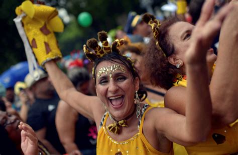 Rio Cancels Carnival Street Parades Due To Rising COVID Cases Omicron Threat Reuters