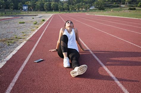 7 Serious Signs Of Over Exercising