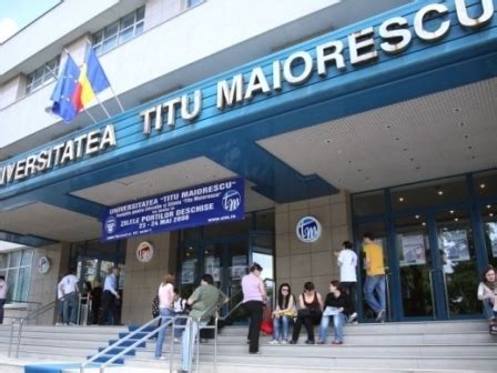Titu maiorescu university ⭐ , ⓜ timpuri noi, romania, bucharest sector 4, calea văcărești, 193: Razboi deschis intre UMF Carol Davila si Universitatea ...
