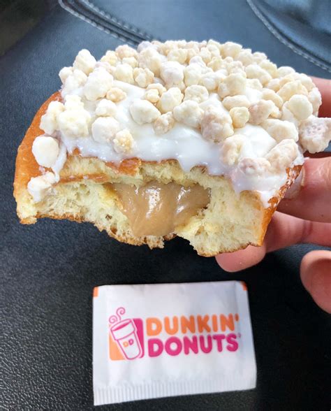 Review X Dunkin Donuts Sugar Cookie Donut And Gingerbread Cookie