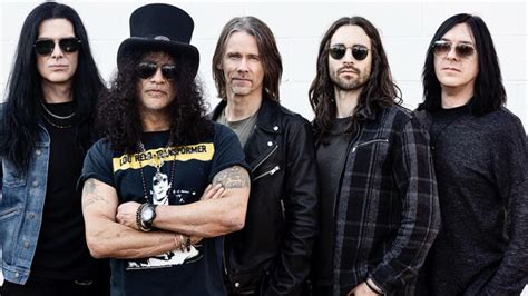 Slash Featuring Myles Kennedy And The Conspirators Debut April Fool