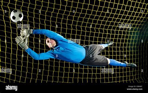 Soccer Goalie Player Hi Res Stock Photography And Images Alamy
