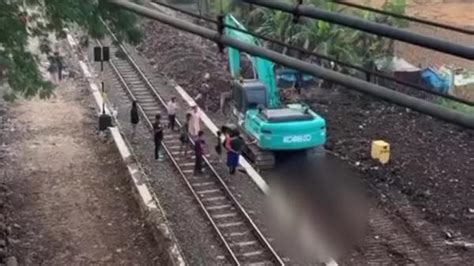 Pria Odgj Tewas Tertabrak Kereta Di Cisaranten Kulon Bandung