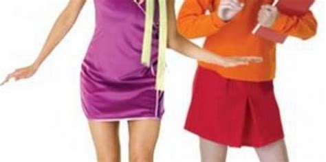 13 unique halloween costumes for lesbian couples girl duo costumes hollween costumes redhead