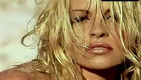Pamela Anderson Butt Scene In Comedy Central Roast Of Pam Anderson Tnaflix Porn Videos