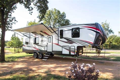 List Of The Most Popular Fifth Wheel Toy Haulers Camper Report