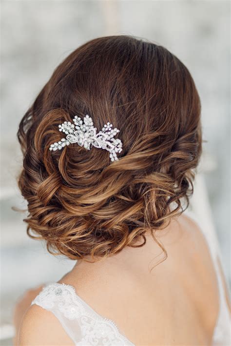 Floral Fancy Bridal Headpieces Hair Accessories 2018-19 Designs