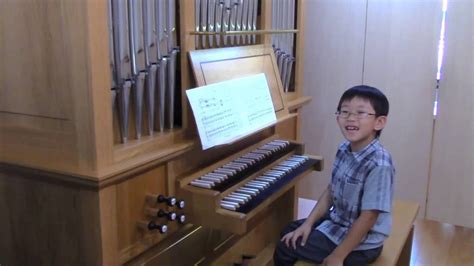 First Pipe Organ Play Youtube