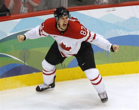 Canadas Hat Trick Sidney Crosbys Golden Goal At Vancouver Olympics