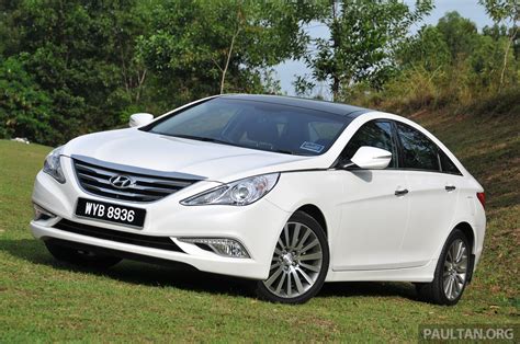 Hyundai Sonata Shows Its New Face In Leaked Pix Hyundai