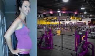 Pregnant Melissa Mantor Says She S Too Humiliated To Work Out After Gym Ban Her For Showing