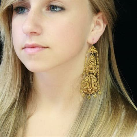 Antique Gold Filigree Dangle Earrings High Quality Afbeeldingen Door