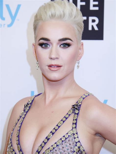 Katy Perry Squeezes Into Sexy Latex Dress As She Celebrates Her Birthday
