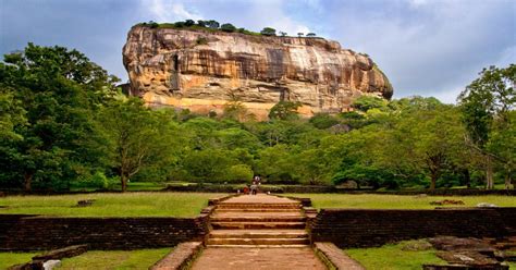 Lion Rock Fortress In Sri Lanka Sigiriya Scributors