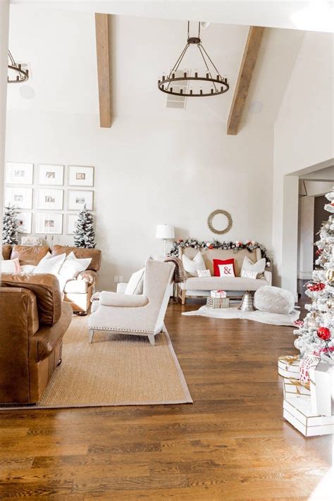 From exotic scarlet rugs to rose colored pillows to crimson colored living room walls, we have put together 75 red living rooms to help ignite your creative juices. Red and White Christmas Living Room Tour | Curls and ...