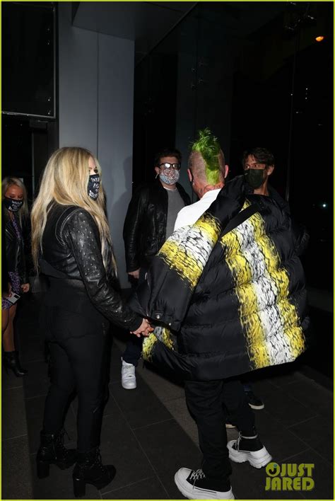 Avril Lavigne Holds Hands With Mod Sun At His Album Release Party Photo 4524398 Avril