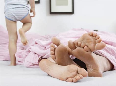 5 Tanda Anak Kita Dah Sedia Diasingkan Tempat Tidur Elok Mula Awal