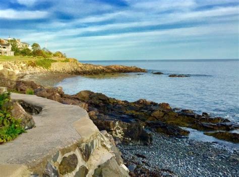 The York Harbor Cliff Walk Is An Otherworldly Destination Near The