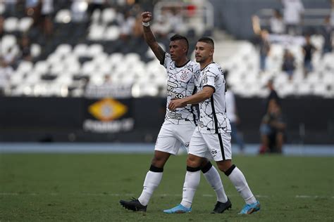 Corinthians Constrói Placar No Primeiro Tempo Tem Boa Atuação E Vence O Botafogo Em Sua Estreia